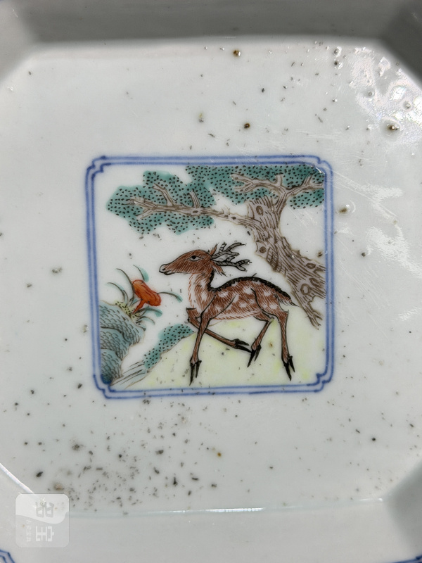 清道光青花粉彩外缠枝花卉纹内松鹿图高足供盘 - 图6